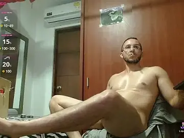 Stripchat Free Porn Cam of MarcusMilarc