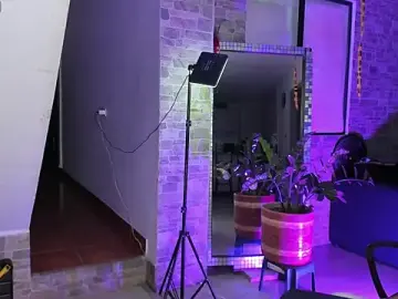 Stripchat Free Live Porn of _SARAI_DUPONT