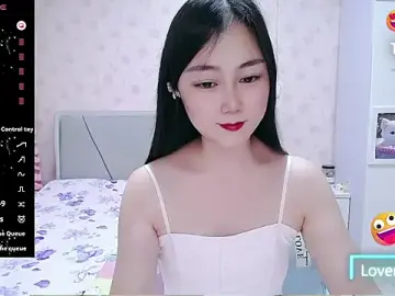 Stripchat Nude Webcam of Elvira_baby