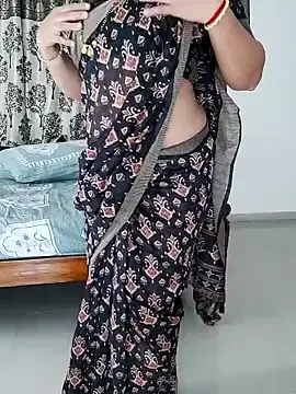 Stripchat Sex Cam of COOL_TEACHER_69