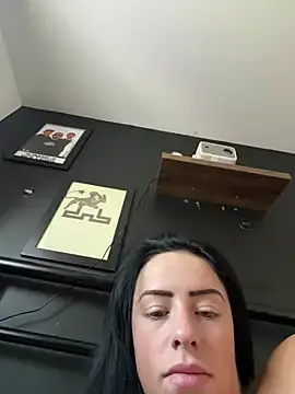 Stripchat Sex Cam of ElliemaiX