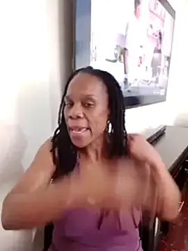Stripchat Watch Live Sex Cams of Hotcougar