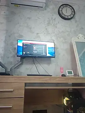 Stripchat Free Live Porn of KarlyGray10