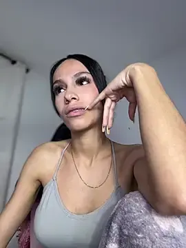 Stripchat Nude Webcam of Miaa_love6969