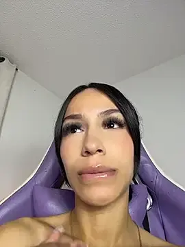 Stripchat Best live sex cam show of Miaa_love6969