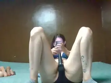 Stripchat Sex Cam of Heavenskyyee
