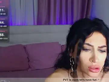 Stripchat Best Webcam of Hennessy_XO