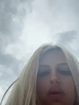 Stripchat Live Sex of Steffi_Snowbunny