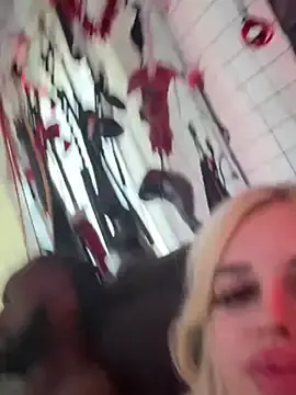Stripchat Live Sex of Steffi_Snowbunny