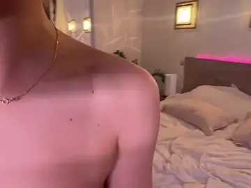 Stripchat Free Live Porn of roselyn_rose
