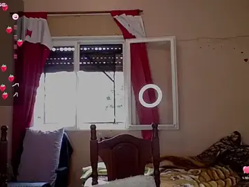 Stripchat Live Sex Cam of imsohornydacom