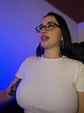 Stripchat Free Porn Cam of preetypeach