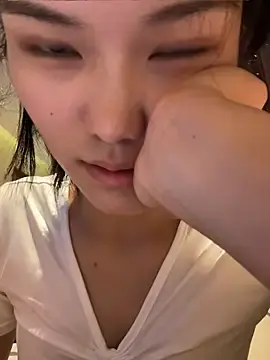 Stripchat Sex Cam of yanzi520