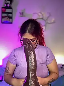 Stripchat Sex Cam of Solaangel_