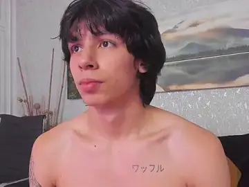 Stripchat Sex Chat of Tyler_durten