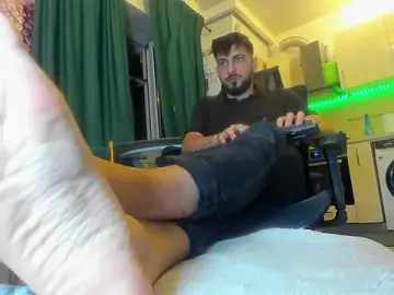 Stripchat Live Sex Cam of master9four