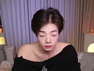 Stripchat Live Sex Cam of XiaoZeouba
