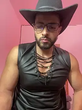 Stripchat Watch Live Sex Cams of magnumchris