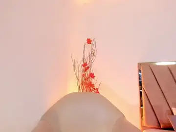 Stripchat Best live sex cam show of MaddyLovee_