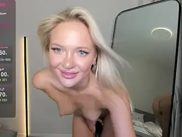 Stripchat Live Sex Cam of sarahphyllis