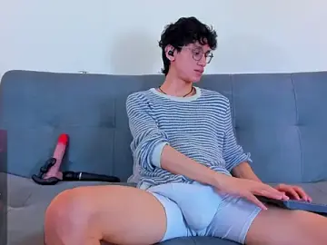 Stripchat Watch Live Sex Cams of Cum_hunters