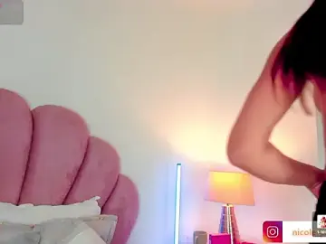 Stripchat Watch Live Sex Cams of Nicole_Paradise