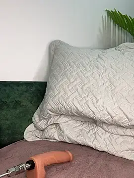 Stripchat Best live sex cam show of emily_fox1