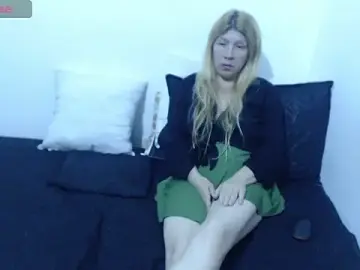 Stripchat Free Porn Cam of Dulce-Bella