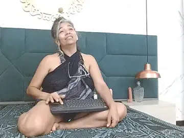 Stripchat Live Sex Cam of chanel_grant
