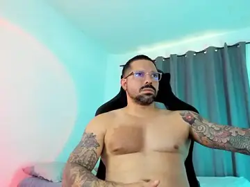 Stripchat Free Porn Cam of Pierre_Vidal