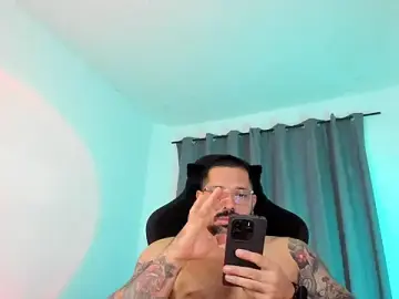 Stripchat Best live sex cam show of Pierre_Vidal