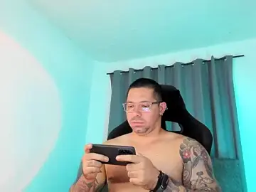 Stripchat Adult Webcams of Pierre_Vidal