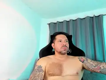 Stripchat Adult Webcams of Pierre_Vidal