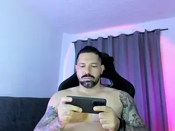 Stripchat Free Porn Cam of Pierre_Vidal