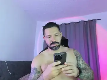 Stripchat Live Sex Cam of Pierre_Vidal