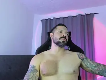 Stripchat Free Live Porn of Pierre_Vidal