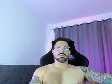 Stripchat Nude Webcam of Pierre_Vidal