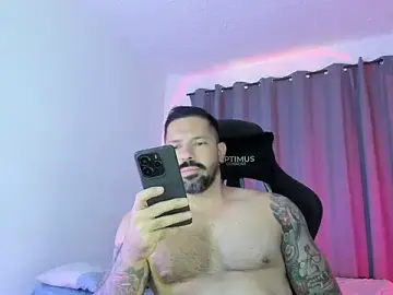 Stripchat Free Porn Cam of Pierre_Vidal