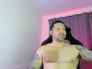 Stripchat Free Porn Cam of Pierre_Vidal