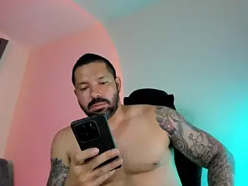Stripchat Free Porn Cam of Pierre_Vidal