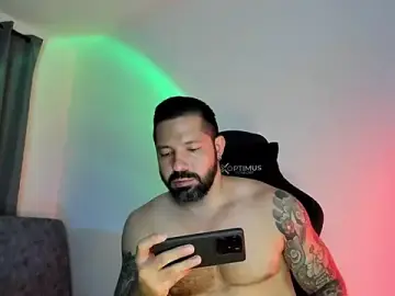 Stripchat Adult Webcams of Pierre_Vidal