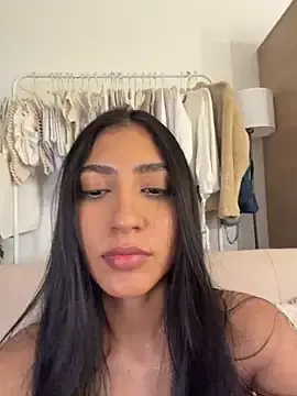 Stripchat Sex Cam of Sweetnaughtygirl_