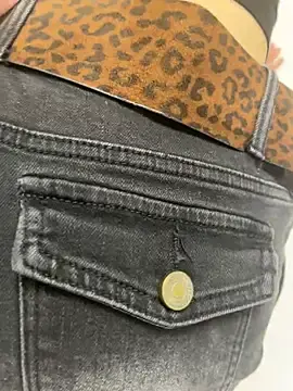 Stripchat Watch Live Sex Cams of xiaomaomi0123