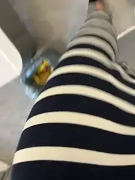 Stripchat Live Sex Cam of xiaomaomi0123