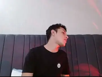 Stripchat Best Webcam of 24_7horny_