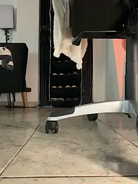 Stripchat Free Porn Cam of aly_golden_