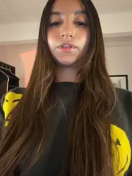 Stripchat Free Live Porn of aly_golden_