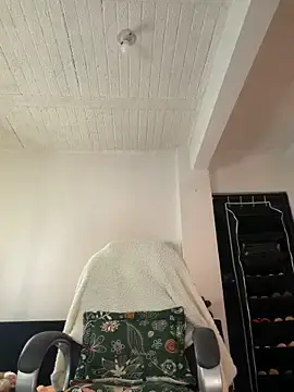 Stripchat Sex Cam of aly_golden_