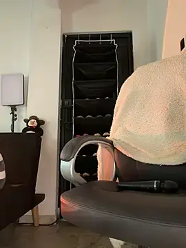 Stripchat Live Sex of aly_golden_