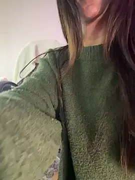 Stripchat Live Sex Cam of aly_golden_